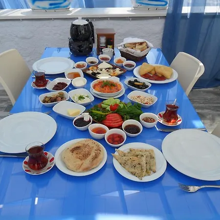 Ayse Hatun Butik & Kahvalti Çeşme