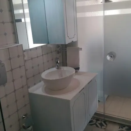 Ayse Hatun Butik & Kahvalti Çeşme