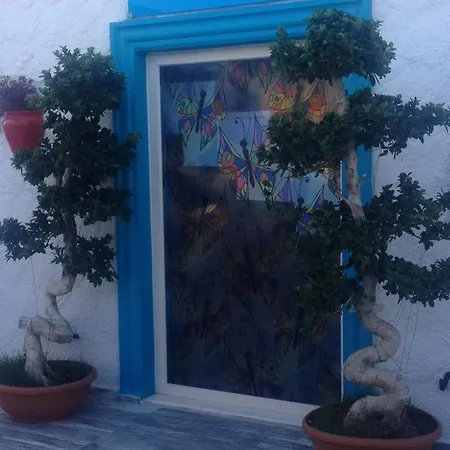 Ayse Hatun Butik & Kahvalti Çeşme